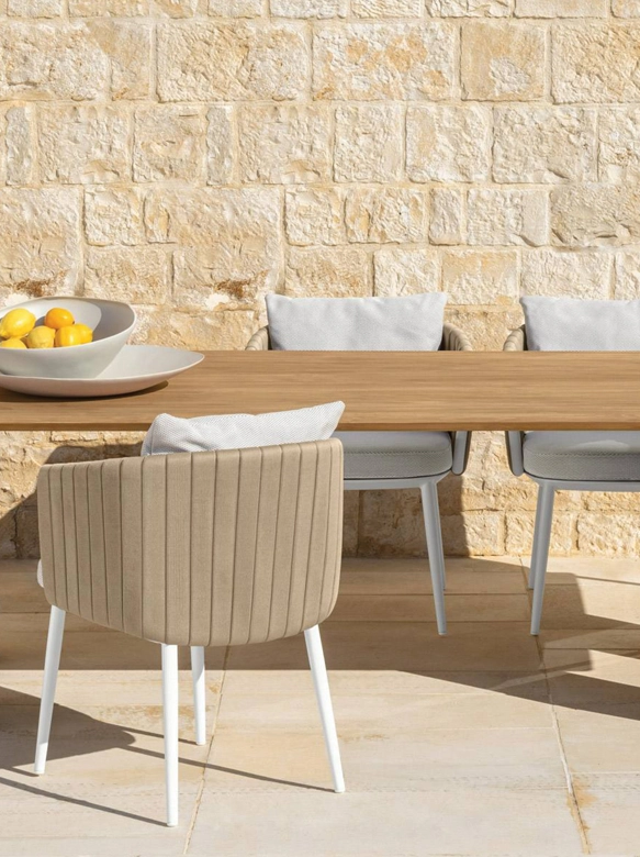 Salinas Yemek Masası