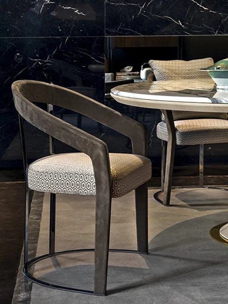 Frances Kollu Sandalye