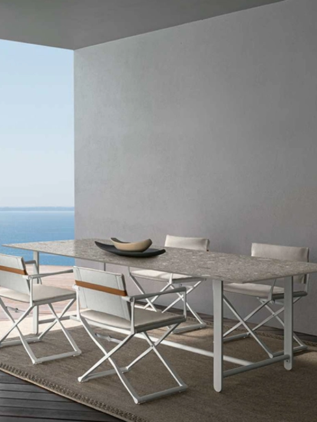 Riviera Kollu Sandalye