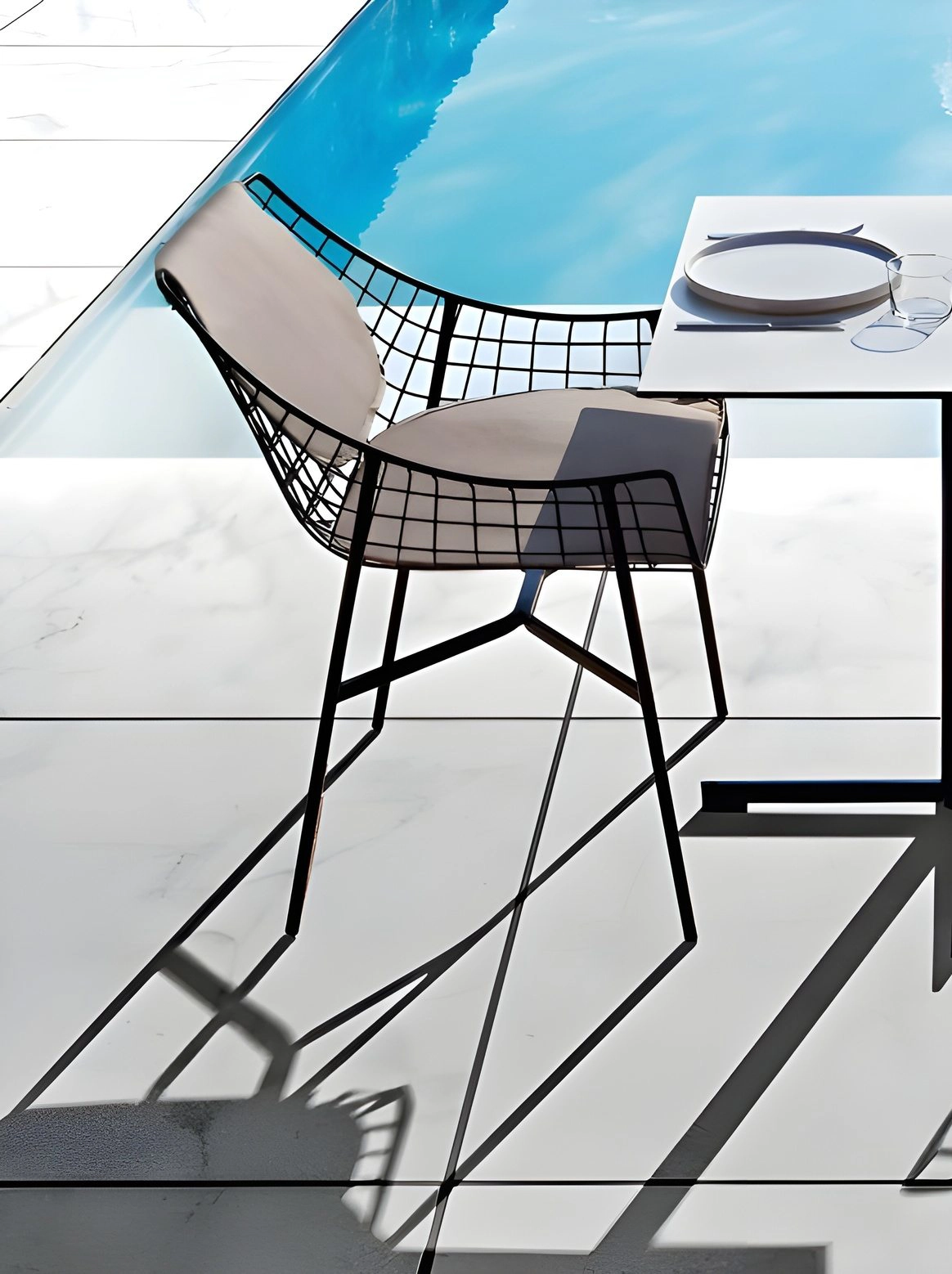 Summer Kollu Sandalye